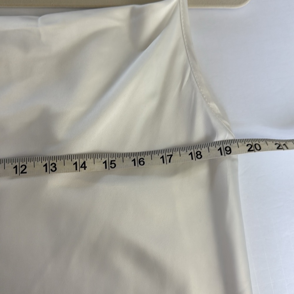 Elegant White‎ Satin Cami Top Size Large - Picture 7 of 7